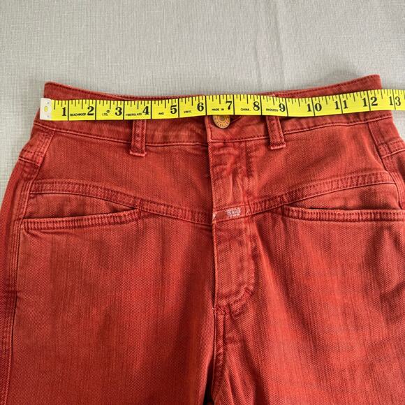 Closed pedal pushers - Picture 11 of 15